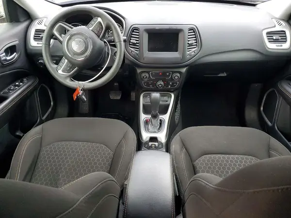 3C4NJCAB8LT253093 2020 JEEP COMPASS - Image 8
