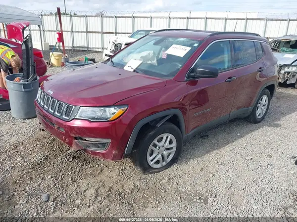 3C4NJCAB8MT538510 2021 JEEP COMPASS - Image 2