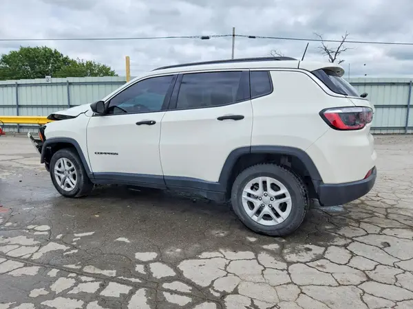 3C4NJCAB8MT542623 2021 JEEP COMPASS - Image 2