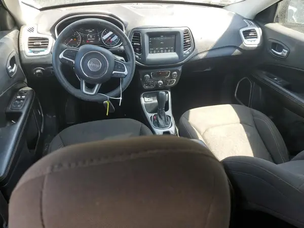3C4NJCAB8MT545909 2021 JEEP COMPASS - Image 8