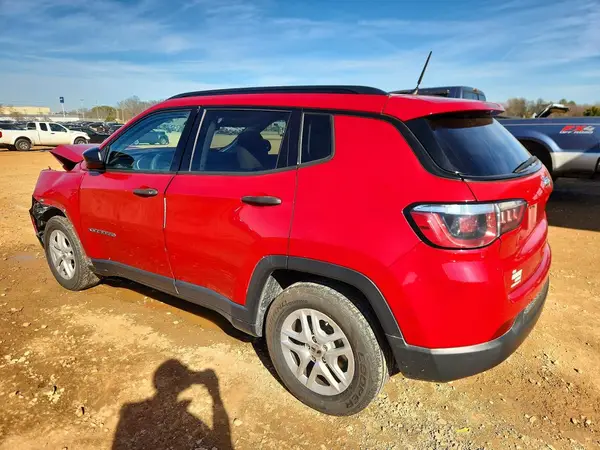 3C4NJCAB9JT123630 2018 JEEP COMPASS - Image 2