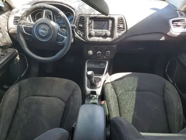 3C4NJCAB9JT204143 2018 JEEP COMPASS - Image 8