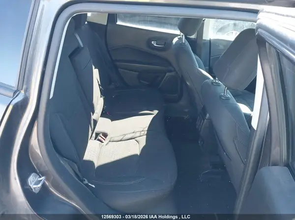 3C4NJCAB9JT271521 2018 JEEP COMPASS - Image 8