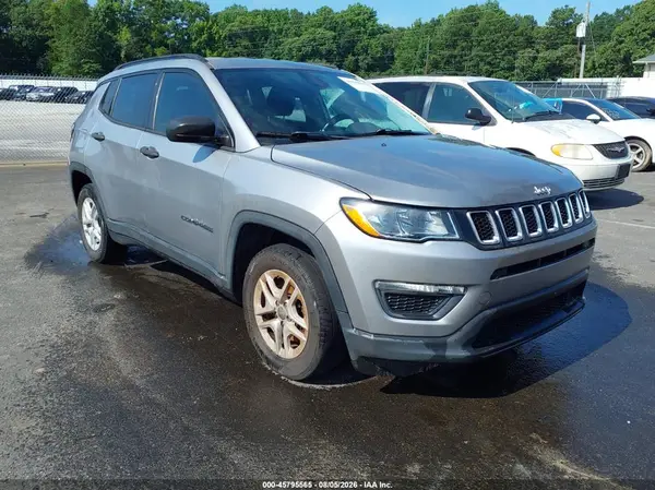 3C4NJCAB9JT411132 2018 JEEP COMPASS - Image 1