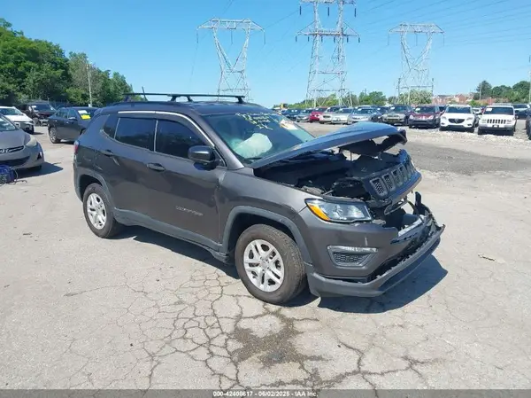 3C4NJCAB9JT411468 2018 JEEP COMPASS - Image 1