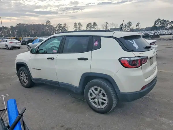 3C4NJCAB9JT462355 2018 JEEP COMPASS - Image 2