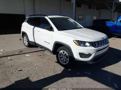 3C4NJCAB9KT613535 2019 JEEP COMPASS