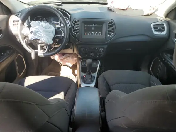 3C4NJCAB9KT614149 2019 JEEP COMPASS - Image 8