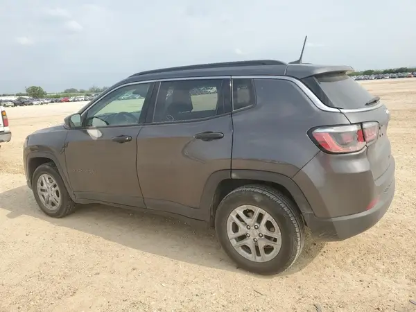 3C4NJCAB9KT614670 2019 JEEP COMPASS - Image 2