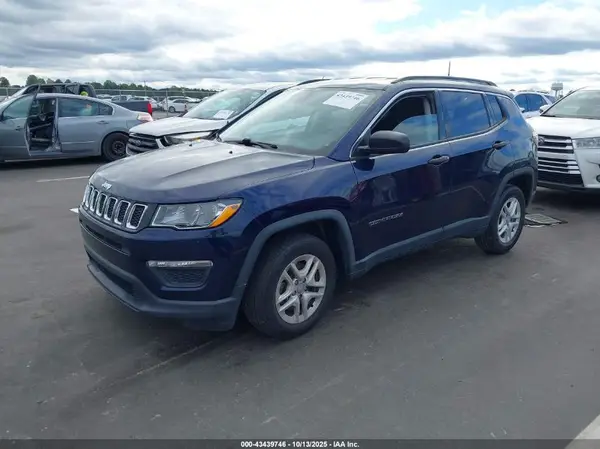 3C4NJCAB9KT637088 2019 JEEP COMPASS - Image 2