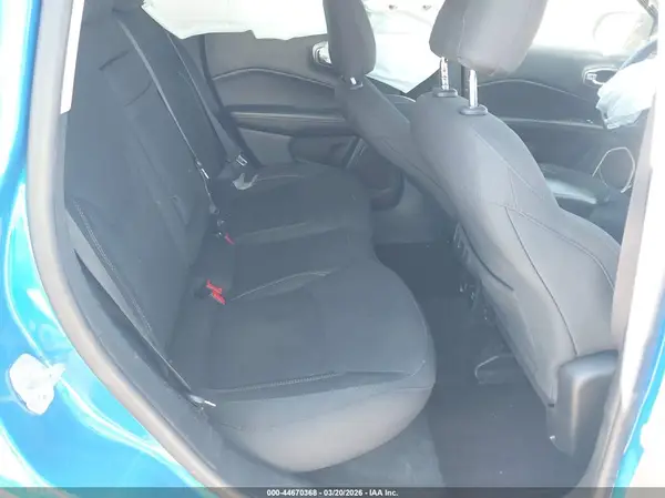 3C4NJCAB9KT637589 2019 JEEP COMPASS - Image 8