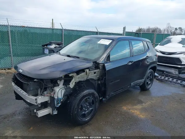 3C4NJCAB9KT819728 2019 JEEP COMPASS - Image 2