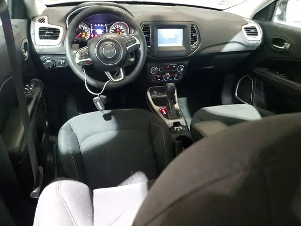 3C4NJCAB9KT819809 2019 JEEP COMPASS - Image 8