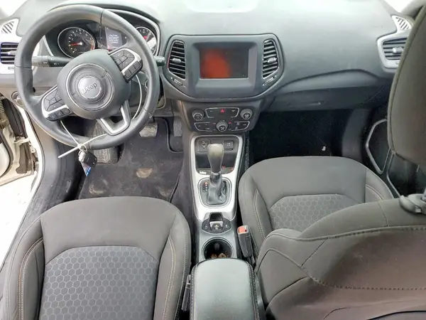 3C4NJCAB9KT819860 2019 JEEP COMPASS - Image 8