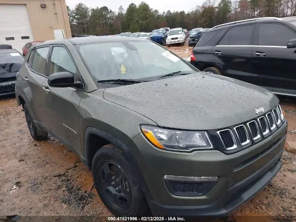 3C4NJCAB9KT838313 2019 JEEP COMPASS - Image 1