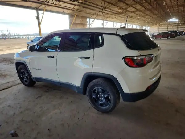 3C4NJCAB9KT851014 2019 JEEP COMPASS - Image 2