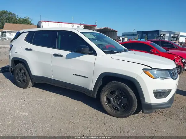 3C4NJCAB9LT134159 2020 JEEP COMPASS - Image 1