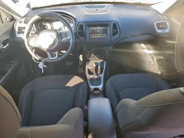 3C4NJCAB9LT147607 2020 JEEP COMPASS - Image 8