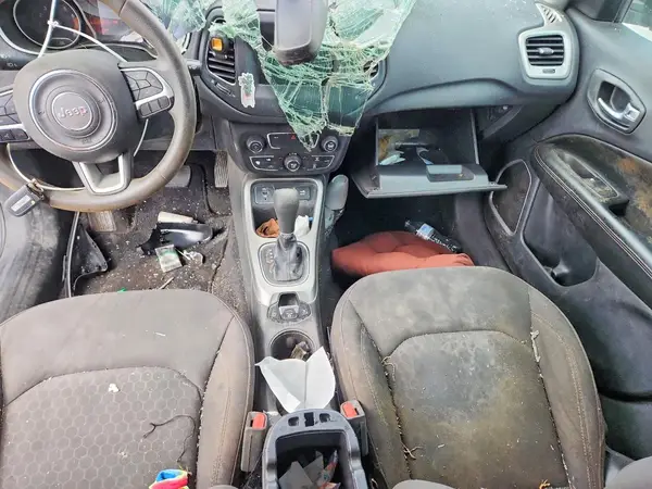 3C4NJCAB9LT151110 2020 JEEP COMPASS - Image 8