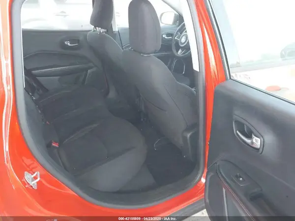 3C4NJCAB9MT505256 2021 JEEP COMPASS - Image 8