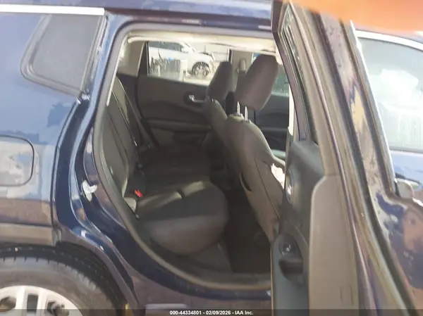 3C4NJCAB9MT532246 2021 JEEP COMPASS - Image 8