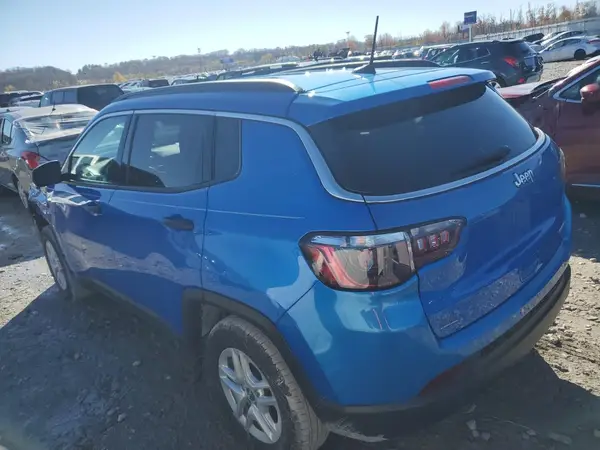 3C4NJCAB9MT573752 2021 JEEP COMPASS - Image 2