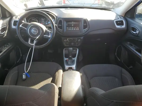 3C4NJCAB9MT573752 2021 JEEP COMPASS - Image 8