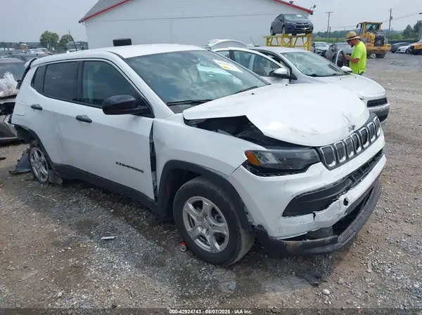 3C4NJCAB9NT224897 2022 JEEP COMPASS - Image 1
