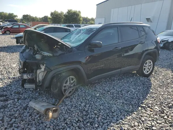 3C4NJCABXJT106979 2018 JEEP COMPASS - Image 1