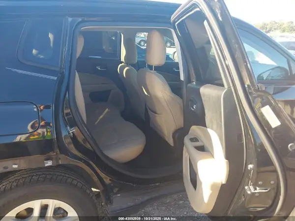 3C4NJCABXJT133471 2018 JEEP COMPASS - Image 8