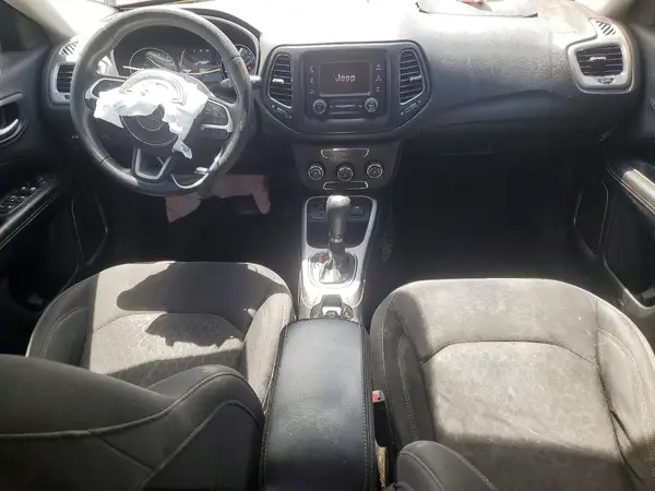 3C4NJCABXJT136919 2018 JEEP COMPASS - Image 8