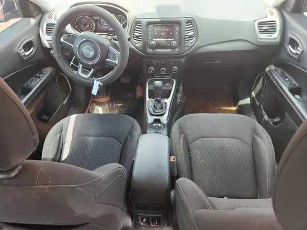 3C4NJCABXJT181827 2018 JEEP COMPASS - Image 8