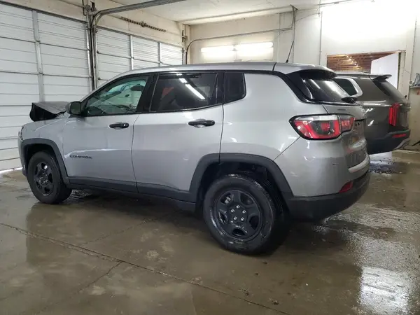 3C4NJCABXJT213031 2018 JEEP COMPASS - Image 2