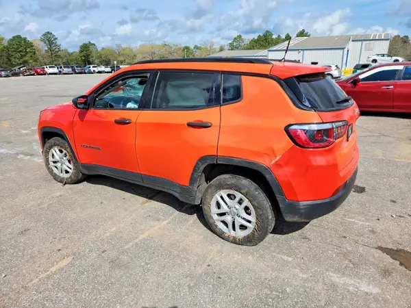 3C4NJCABXJT250709 2018 JEEP COMPASS - Image 2