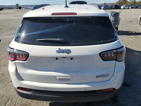 2018 JEEP COMPASS auction photo 6