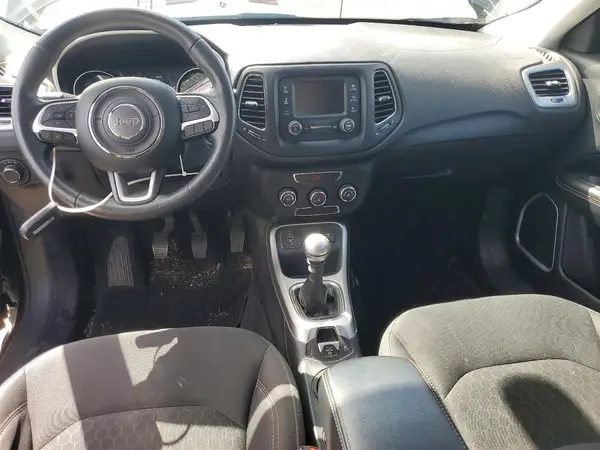 3C4NJCABXJT318720 2018 JEEP COMPASS - Image 8