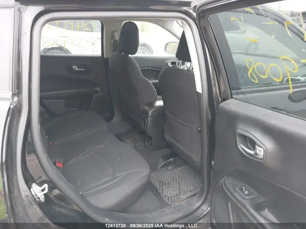 3C4NJCABXJT359008 2018 JEEP COMPASS - Image 8