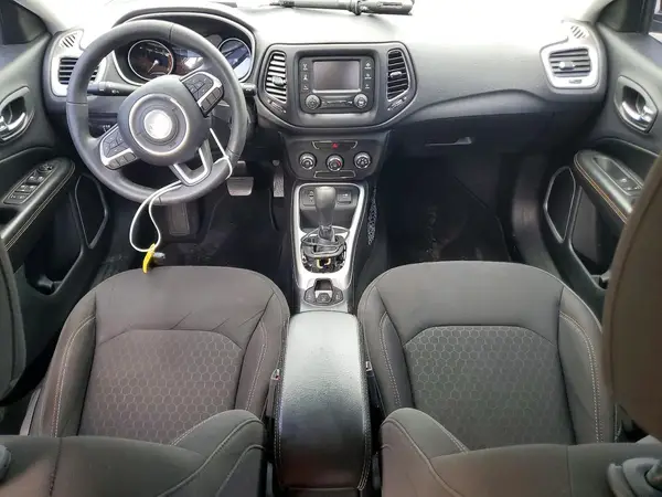 3C4NJCABXJT374804 2018 JEEP COMPASS - Image 8