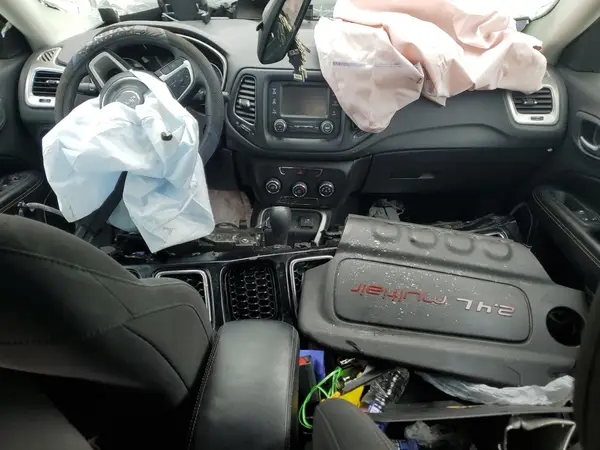 3C4NJCABXJT408515 2018 JEEP COMPASS - Image 8