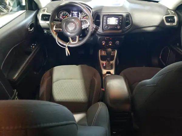 3C4NJCABXJT411530 2018 JEEP COMPASS - Image 8