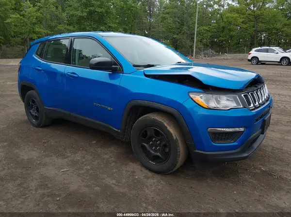 3C4NJCABXJT416131 2018 JEEP COMPASS - Image 1