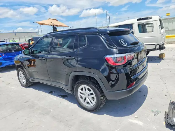 3C4NJCABXJT488866 2018 JEEP COMPASS - Image 2