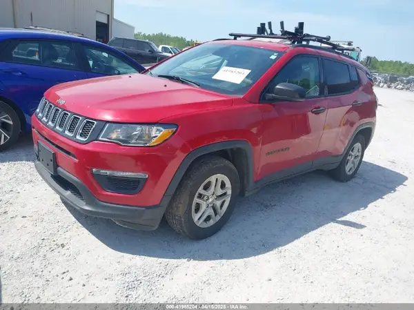 3C4NJCABXJT502717 2018 JEEP COMPASS - Image 2