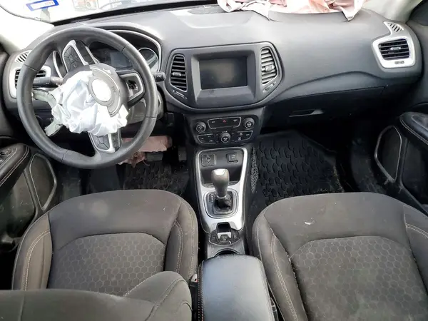 3C4NJCABXKT855783 2019 JEEP COMPASS - Image 8
