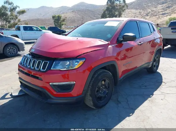 3C4NJCABXLT144330 2020 JEEP COMPASS - Image 2