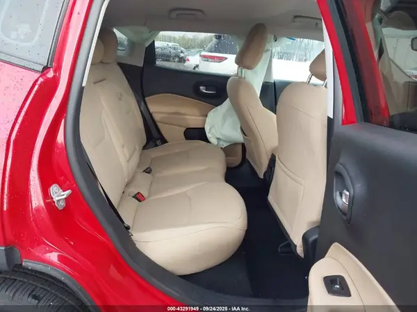 3C4NJCABXLT169440 2020 JEEP COMPASS - Image 8