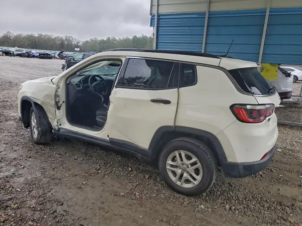 3C4NJCABXLT169809 2020 JEEP COMPASS - Image 2