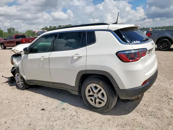 3C4NJCABXLT243083 2020 JEEP COMPASS - Image 2