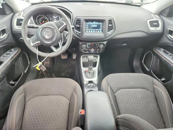 3C4NJCABXMT560928 2021 JEEP COMPASS - Image 8