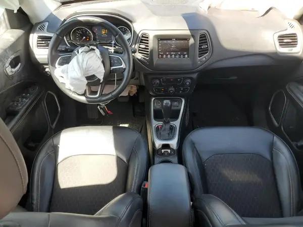 3C4NJCBB0HT643157 2017 JEEP COMPASS - Image 8
